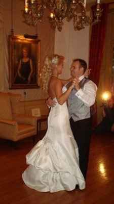 WR-Any girls changing into a 2nd dress for reception