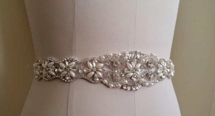 Are you adding a belt to your dress?