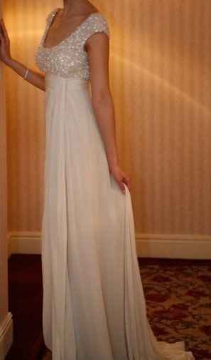 In search of this dress!