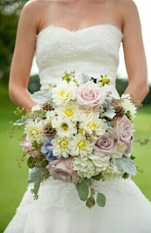 Bouquet colors?