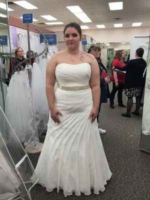 Let's see those dresses! (and look at mine! LOL)