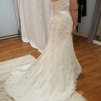 Wedding Dress: To Sleeve or Not To Sleeve