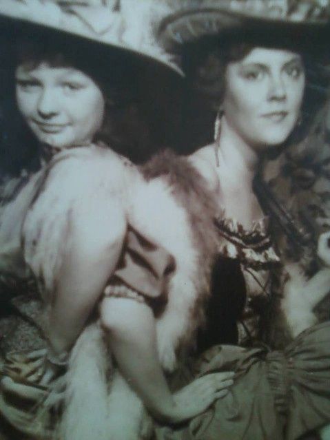 My friend agreed to do my makeup! 2