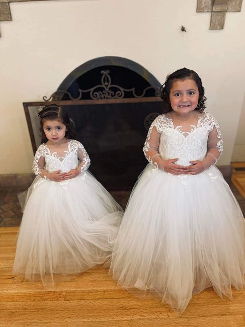 What Do Your Flower Girl / Ring Bearer Outfits Look Like? 1