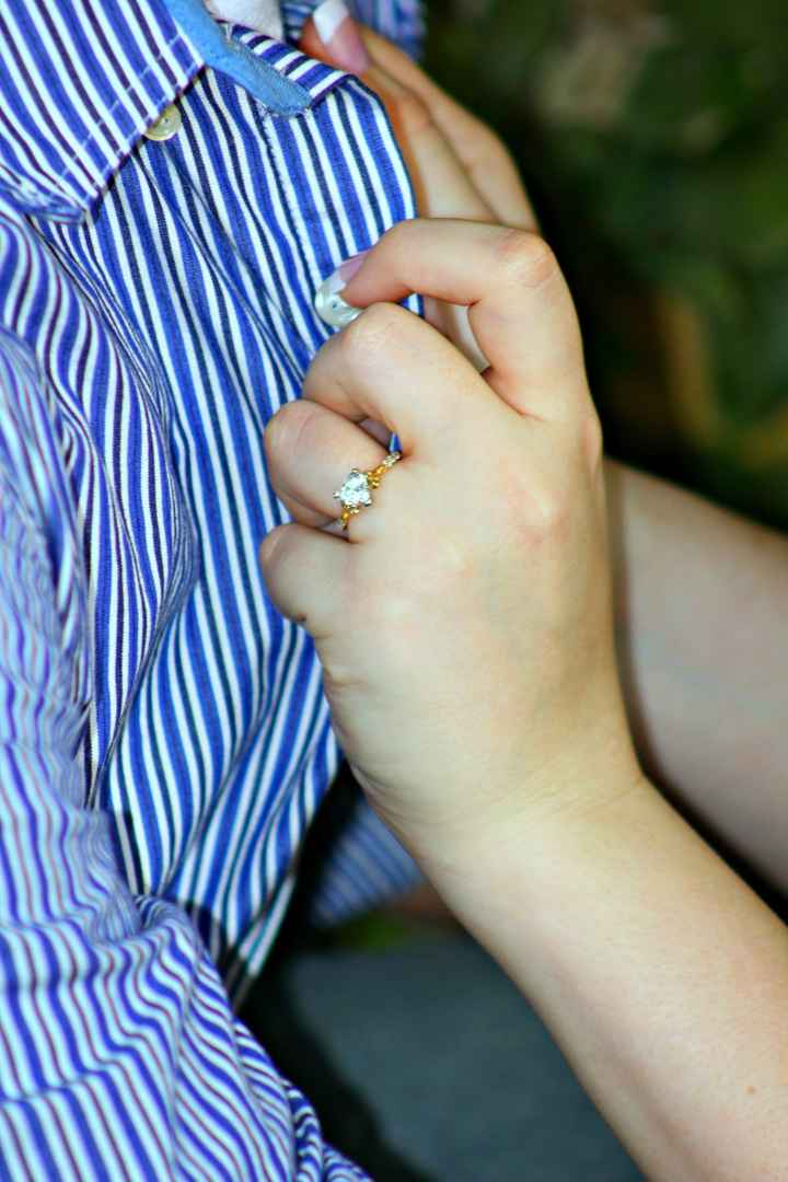 We haven't had any ring porn in awhile...