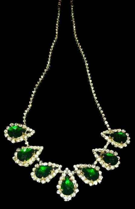 Earrings! Lemme see em