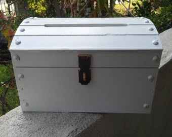 Show us your wedding guest book!