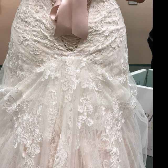 Types of bustle for my dress? - 1