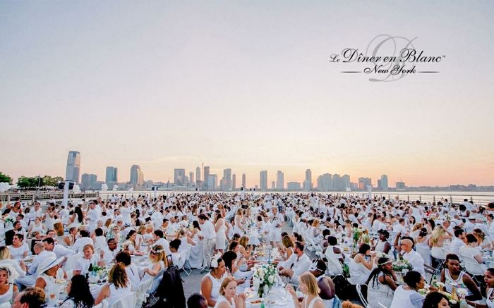 NWR - DINER EN BLANC!!