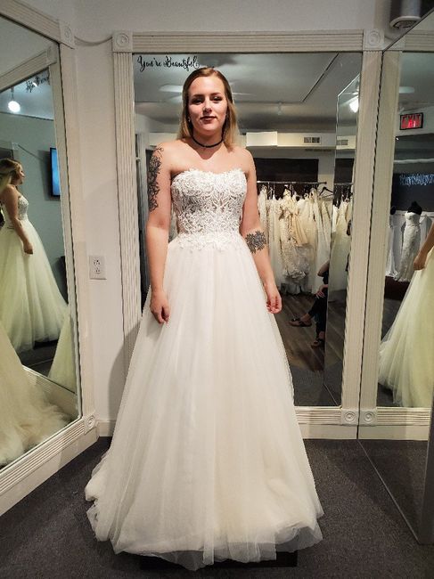 Short Brides with Ball Gown Gown Silhouette 16