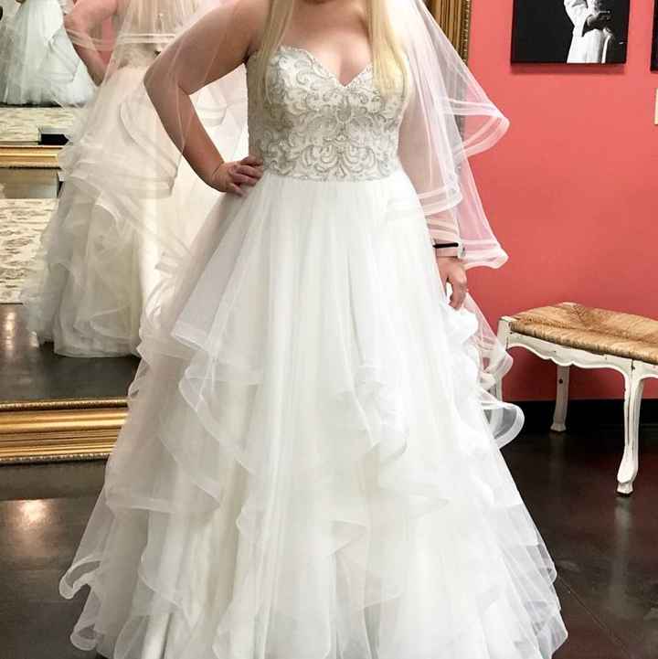 Please show your wedding dress, ladies - 1