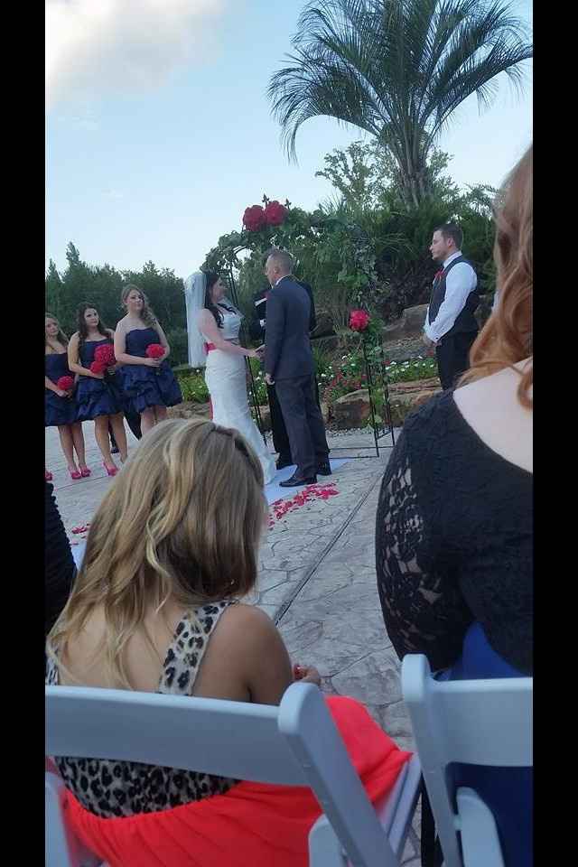 I'm married!!! (some non pro pics!)