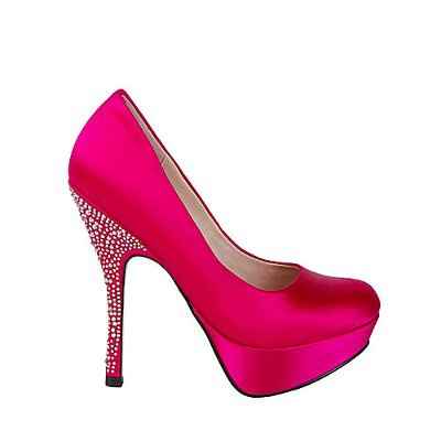 On a brighter note this week, I finally bought my wedding shoes! *pic*