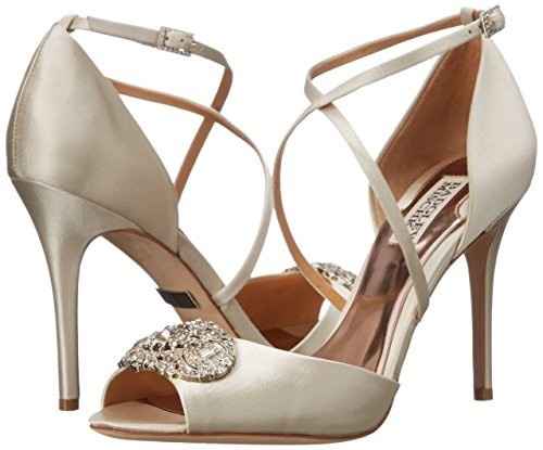 Show off your shoes!