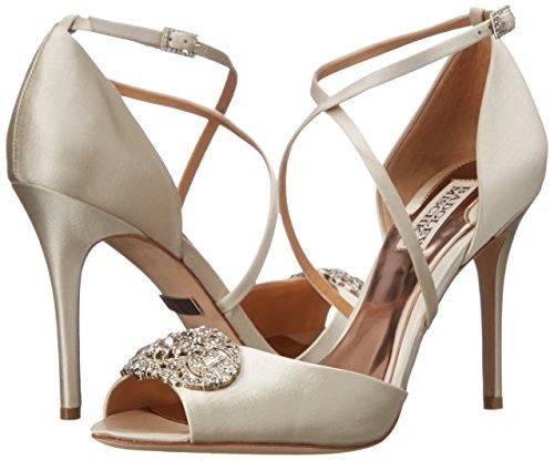 Show off your shoes!