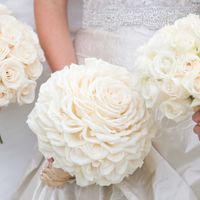 SHOW ME YOUR WEDDING BOUQUET :)