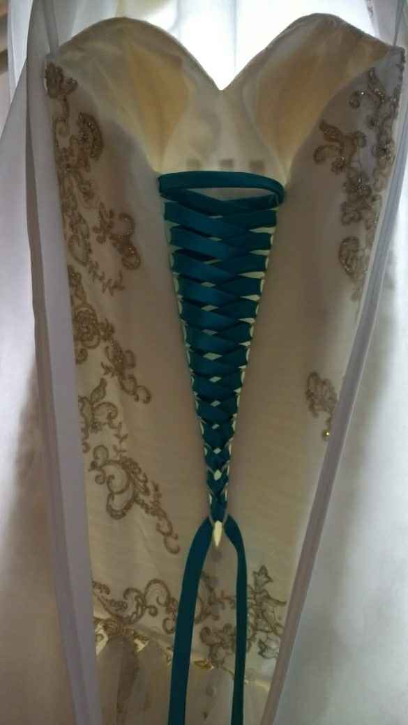 Ladies! Show me your dresses! I