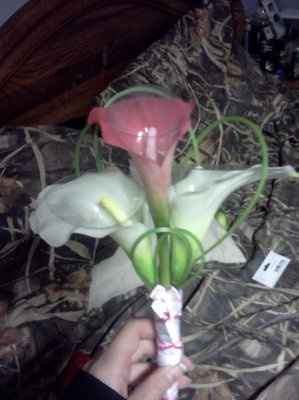 Please show me your bridesmaid bouquets