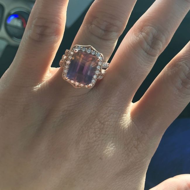 I'm getting married next month !!! Help!