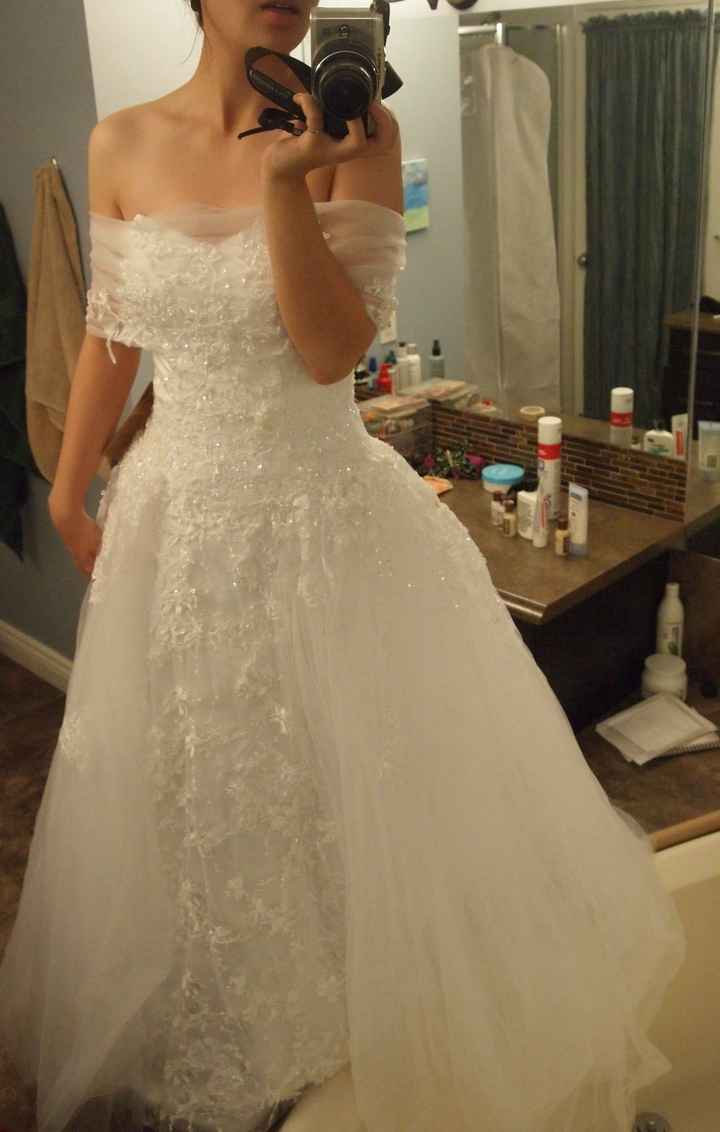 Short brides, show me your wedding dresses