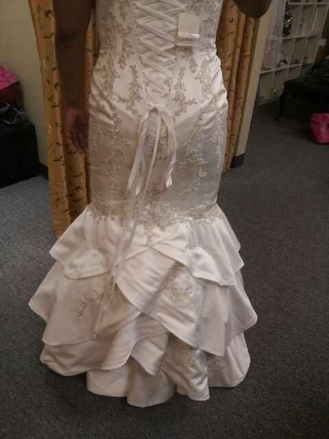ARE BUSTLES SUPPOSE TO LOOK THIS  AWKWARD?? *UPDATE*