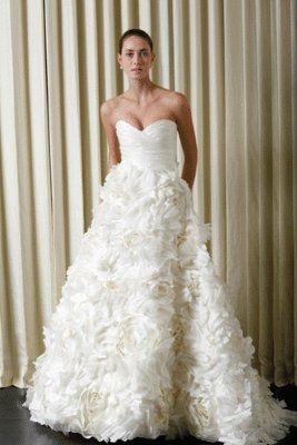 Does anyone know what dress this is?