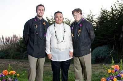 Hawaiian Wedding Attire