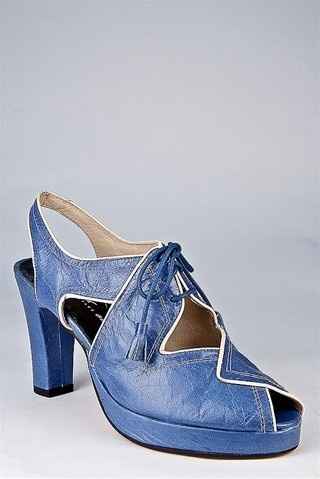 Just bought these babyies after months of looking  WEDDING SHOES!