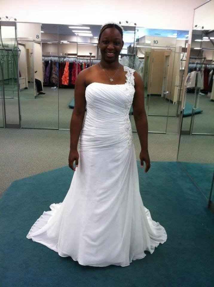 Post your Wedding  dress :)