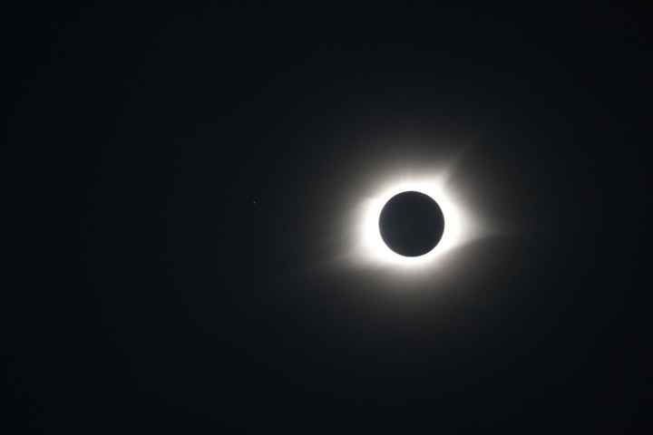 NWR: Nashville Eclipse