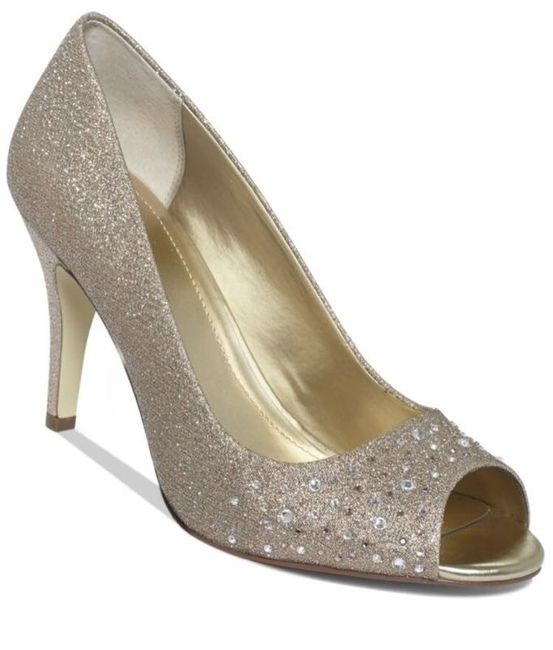 Show me your shoes!