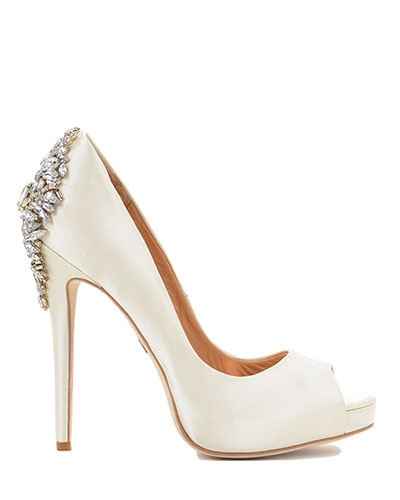 Show Me Your Shoes!!