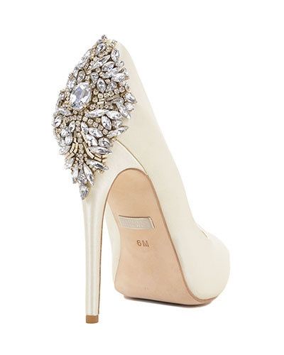 Show Me Your Shoes!!