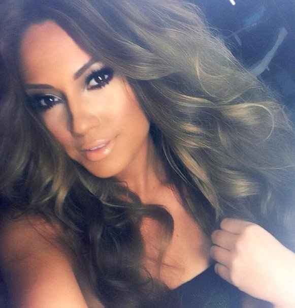 So lets talk about makeup.Wedding day makeup look.