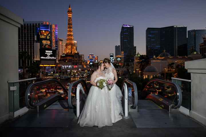 BAM: Vegas Tropicana Outdoor Wedding