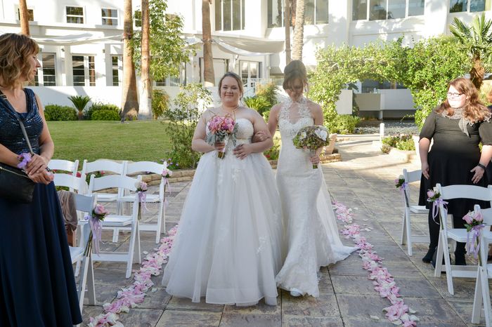 BAM: Vegas Tropicana Outdoor Wedding