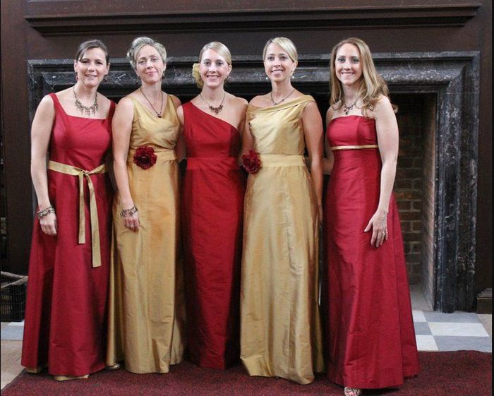 Can Anyone Show Me Their Red and Gold Wedding Inspiration? 37