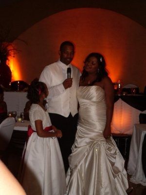 FINALLY SOME WEDDING PICS!