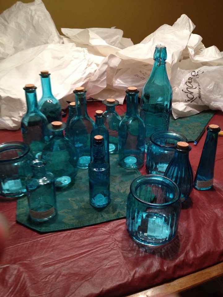 Any DIY Ideas on Centerpieces And Decorations????