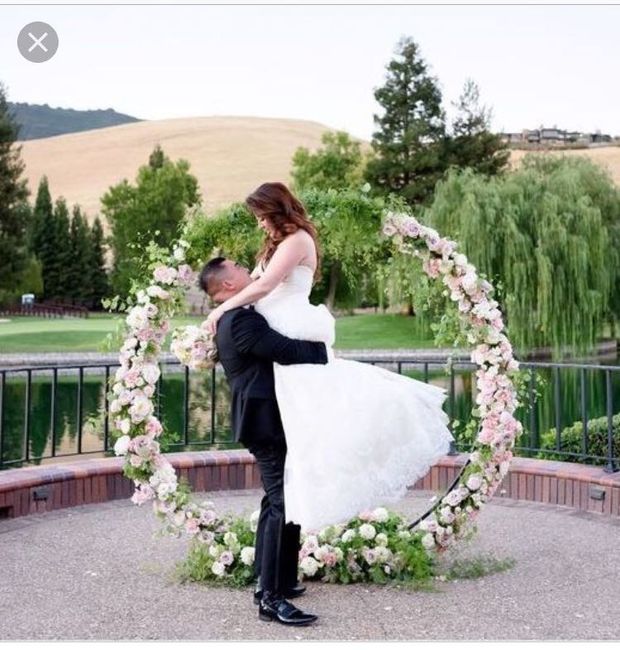 Giant floral wreath/swing! 3