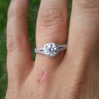 WR-New Brides to be (or 'old' if you like) Let us see your RINGS!