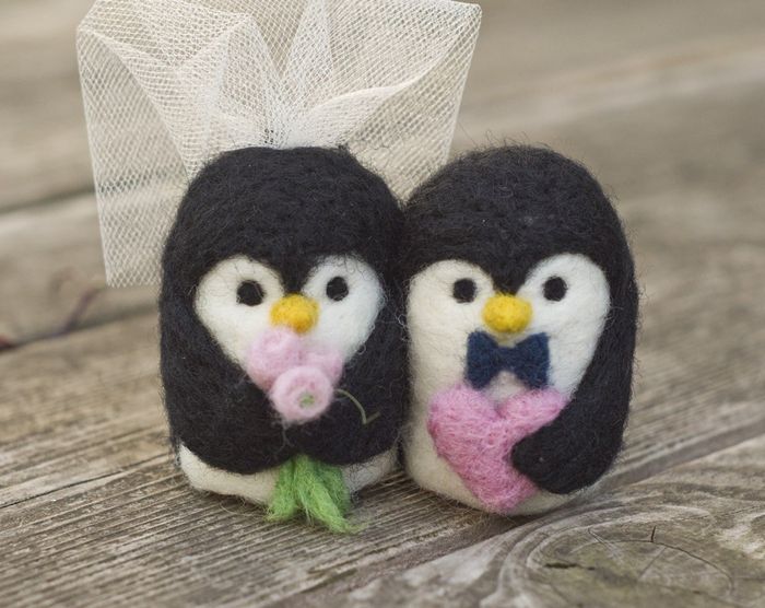 What does your cake topper look like?