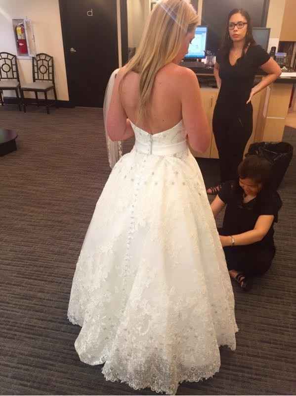 Spin Off: Show me your bustle!
