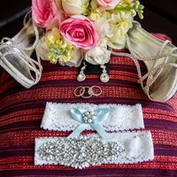 For those looking for garters online