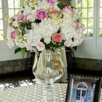 Show us your bouquets/centerpieces! (pics)