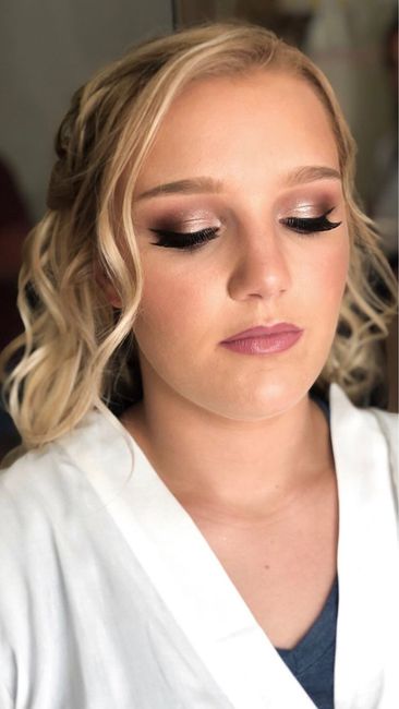 Makeup gurus, i need feedback 12