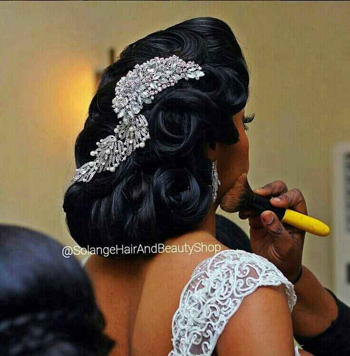 Any African American girls with natural hair ?