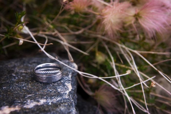 I'd love to see everyone's engagment rings.