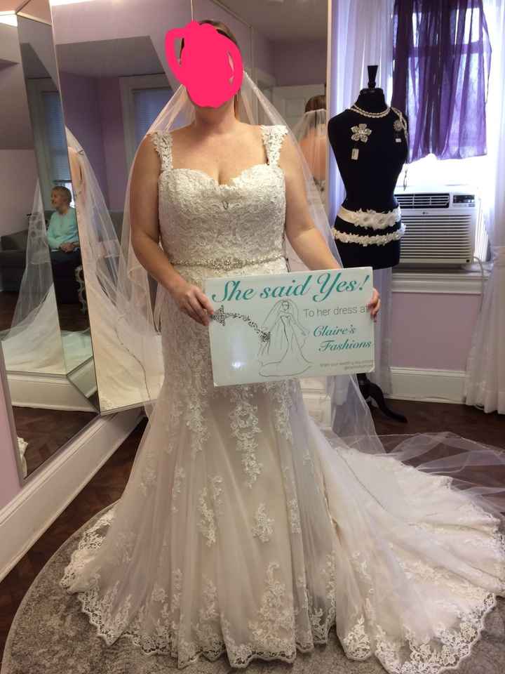 Said YES to the dress OFFICIALLY!!