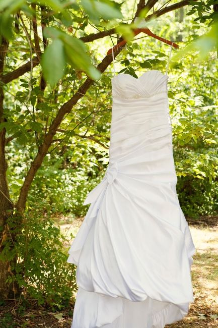 I'm craving wedding!!! Share with me your wedding pics!! please....